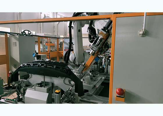 Araba Plastik Tampon için Esnek Robot Ultrasonik Delme ve Kaynak Makinesi