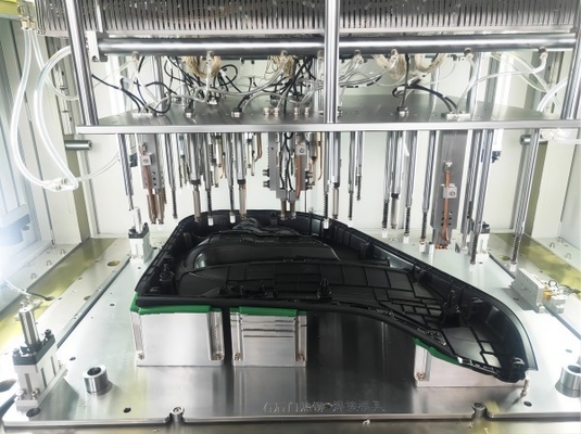 Otomatik Kapı Panosu için 380V Sıcak Riveting Süreci kaynak makinesi