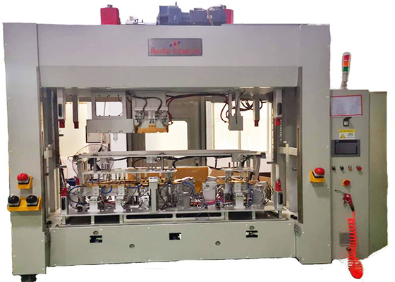 PLC Otomotiv İç Kenar Kapama Makinesi 4000kg Plastik Sarma Ekipmanları