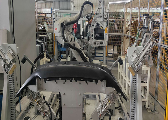 Araba Tampon Kaynak Ekipmanları 2KW için 1900mm Plastik Kaynak Makinesi